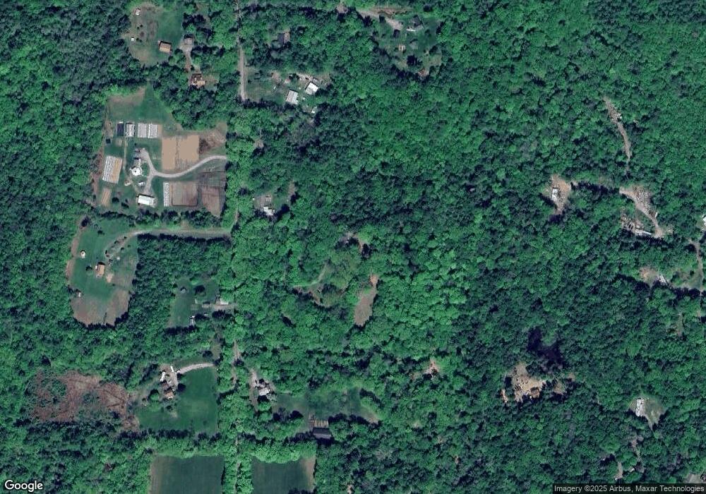 214 S Pine Banks Rd, Putney, VT 05346 - photo 1