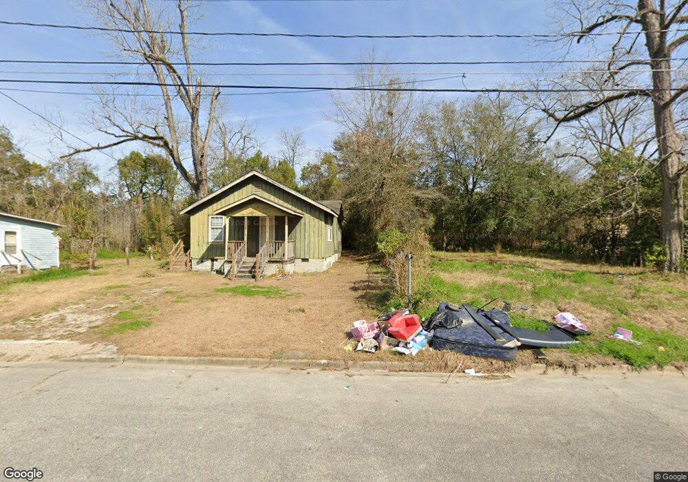 512 Pine St, Thomasville, GA 31792 - photo 1