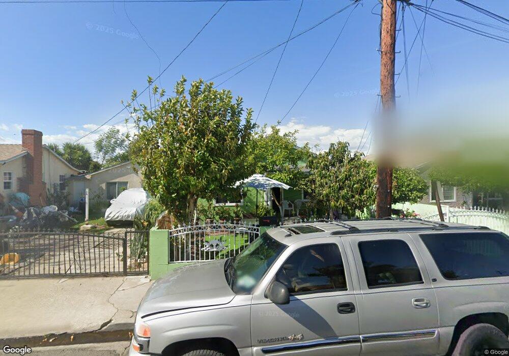 613 W Peach St, Compton, CA 90222 - photo 1