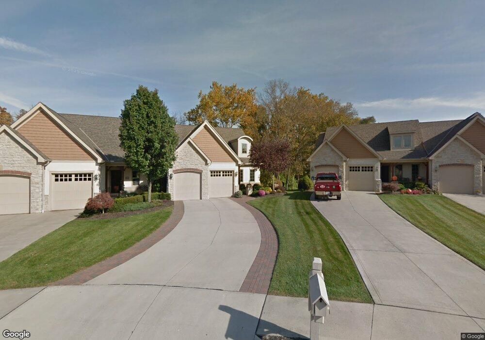 884 Mendes Ct, Columbus, OH 43235 - photo 1