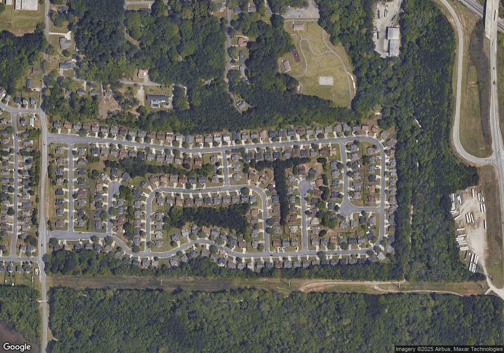 531 Creekview Overlook unit 4, Stockbridge, GA 30281 - photo 1