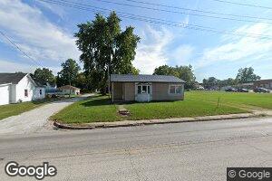 710 Buchanan St, Carthage, IL 62321