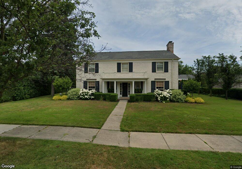 46 Fair Acres Dr, Grosse Pointe Farms, MI 48236 - photo 1