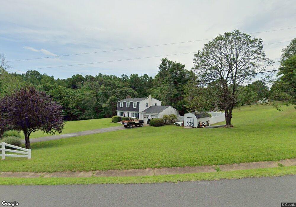 8103 Hillcrest Dr, Manassas, VA 20111 - photo 1