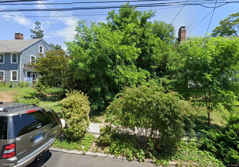 1086 Laurel Ave, Bridgeport, CT 06604 - photo 1