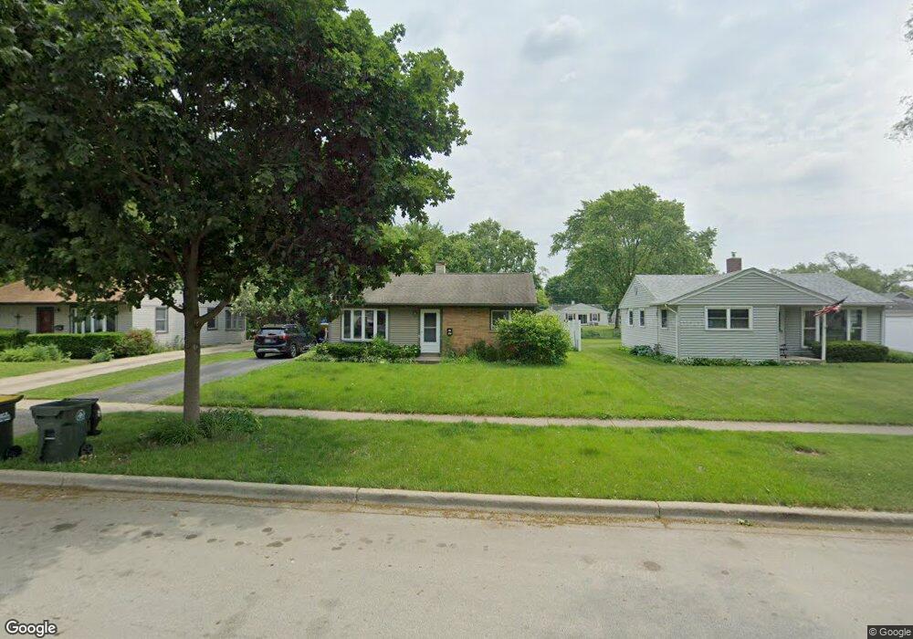 2300 Flicker Ln, Rolling Meadows, IL 60008 - photo 1