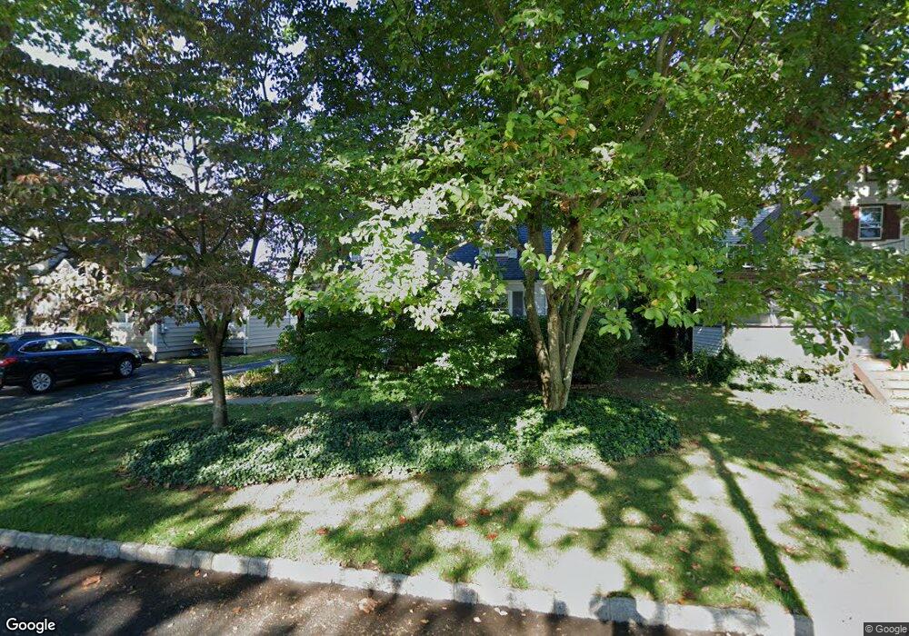 32 Kathryn St, Clark, NJ 07066 - photo 1