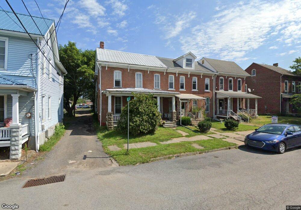 31 Lower Market St, Milton, PA 17847 - photo 1