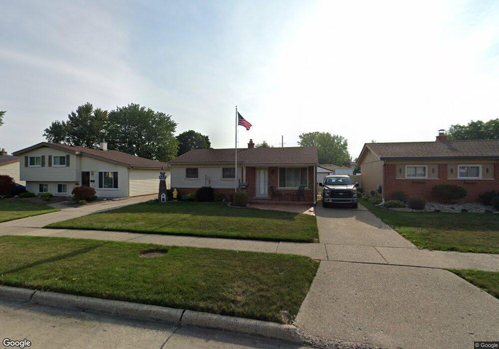 30526 Bluehill St, Roseville, MI 48066 - photo 1