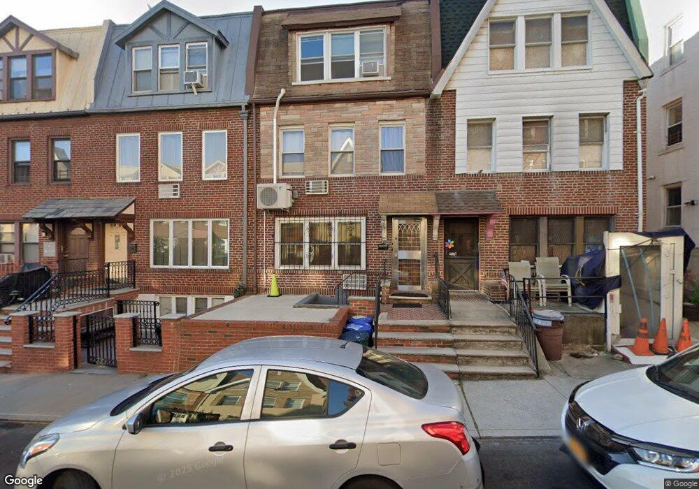20-71 32nd St, Long Island City, NY 11105 - photo 1