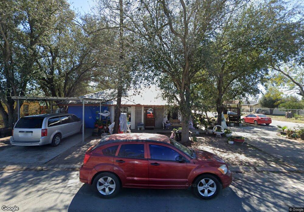 429 Pine St, Donna, TX 78537 - photo 1