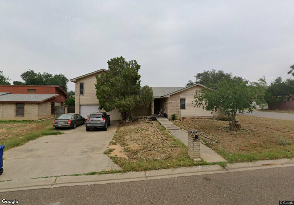 1514 Wildrose Ln, Laredo, TX 78041 - photo 1