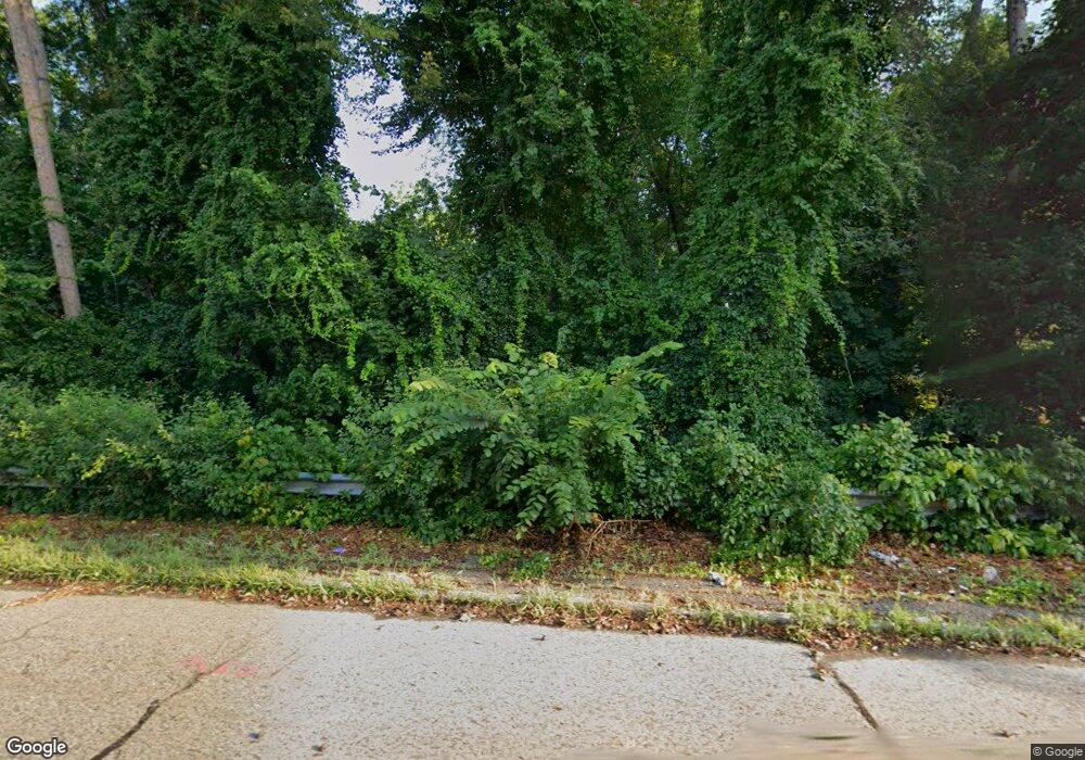 910 Merrimack Ave, Dracut, MA 01826 - photo 1