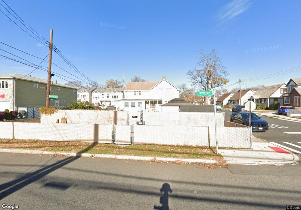529 Watchogue Rd, Staten Island, NY 10314 - photo 1