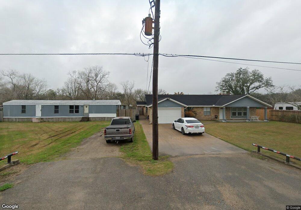 3906 Statesman Dr, Alvin, TX 77511 - photo 1