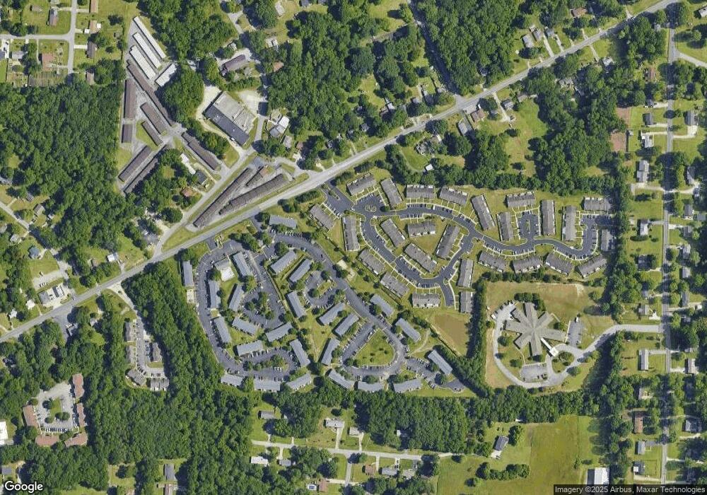 210 Oakmont Cir, High Point, NC 27263 - photo 1