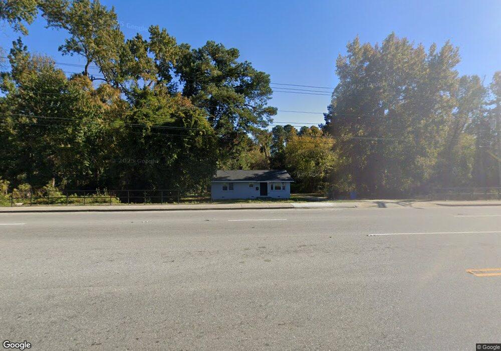 713 Robeson St, Fayetteville, NC 28305 - photo 1