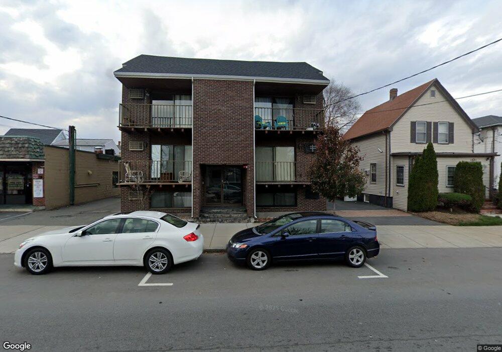 880 Broadway, Revere, MA 02151 - photo 1