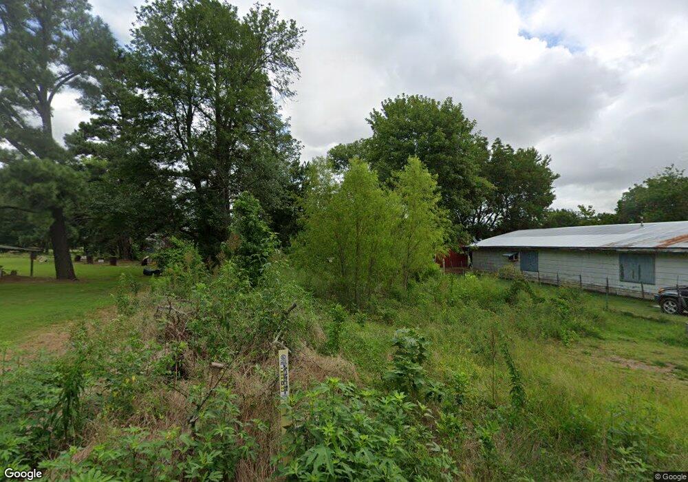 906 W Texas St, Hugo, OK 74743 - photo 1