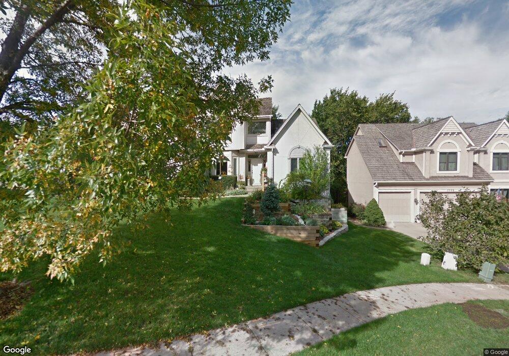 7510 Summit St, Shawnee, KS 66216 - photo 1