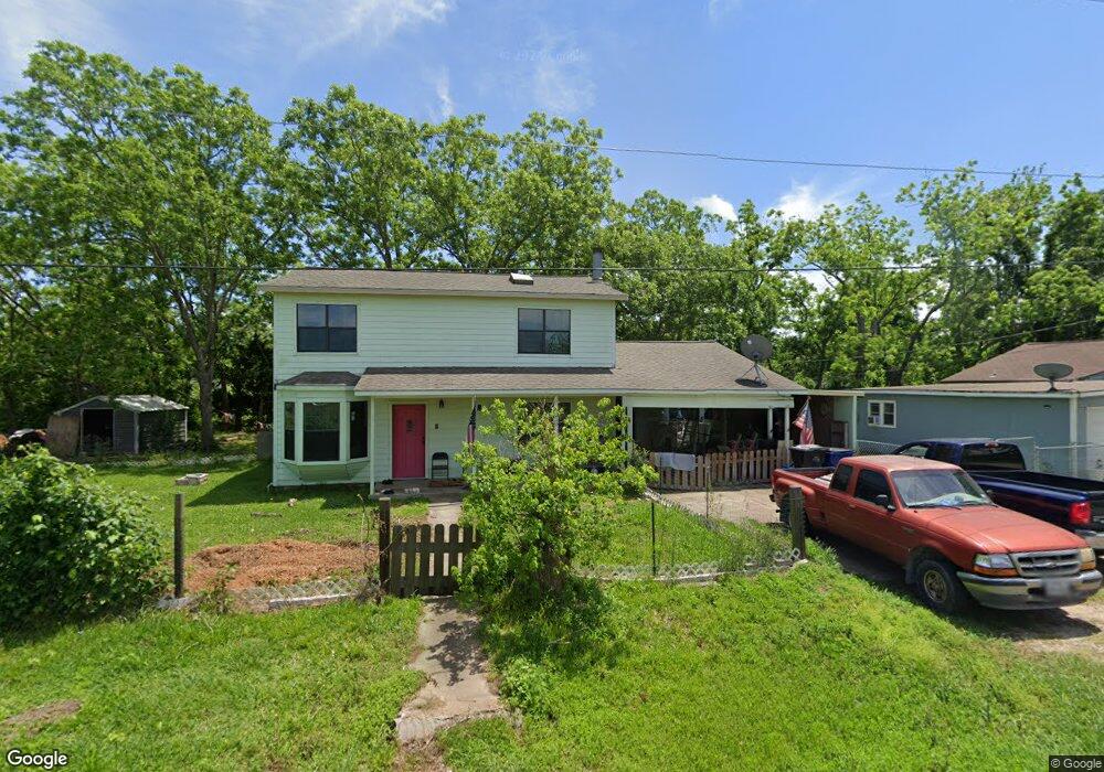 210 Milam St, Brazoria, TX 77422 - photo 1