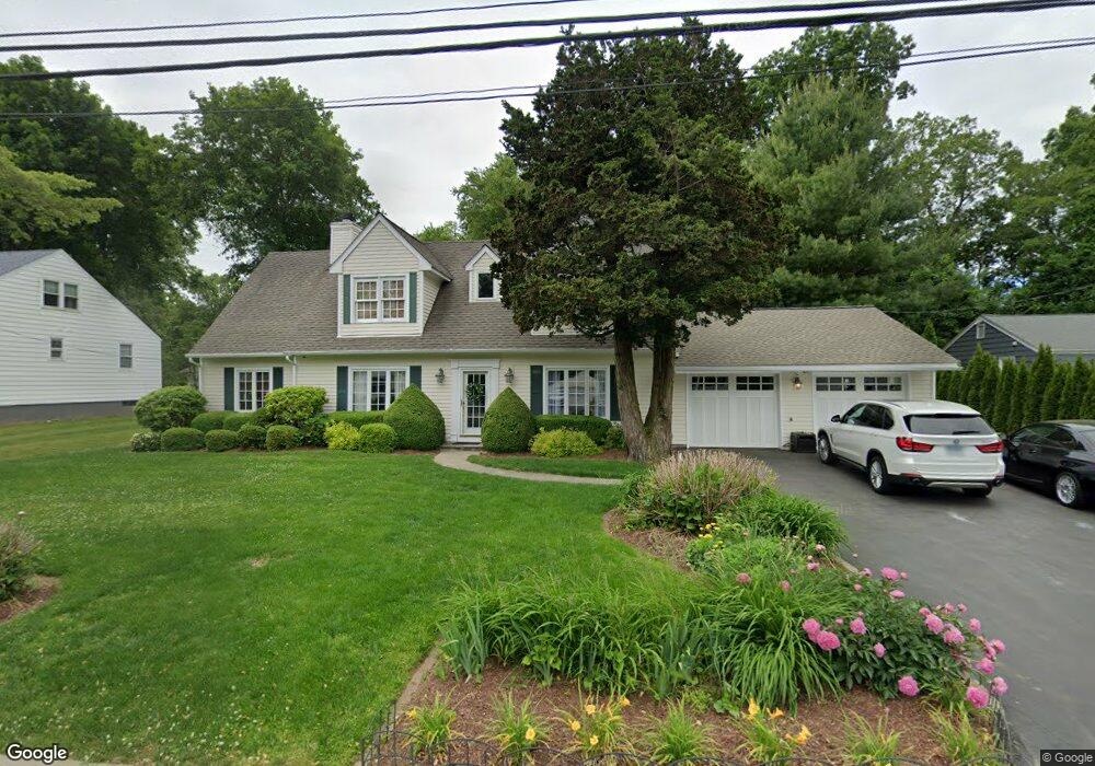 484 Davis Rd, Fairfield, CT 06825 - photo 1