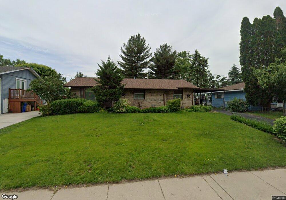 209 Amarillo Dr, Carpentersville, IL 60110 - photo 1