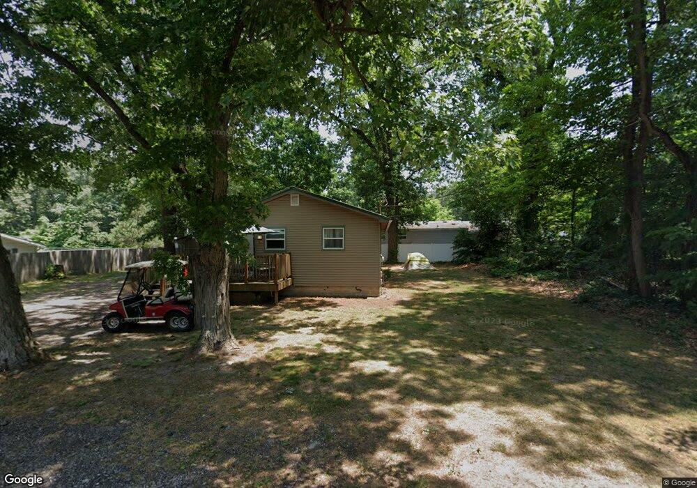 8240 N Blackhawk Ave, Koontz Lake, IN 46574 - photo 1