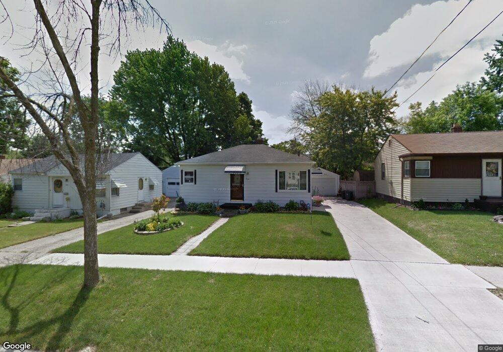 2913 Brandon St, Flint, MI 48503 - photo 1