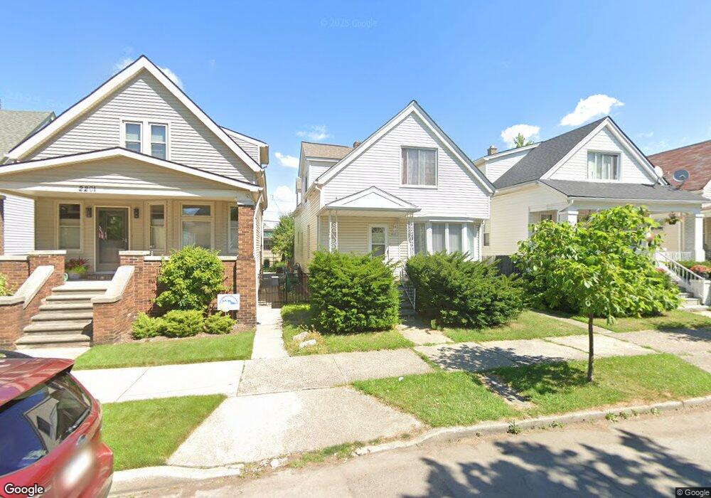 2207 Trowbridge St, HamtraMcK, MI 48212 - photo 1