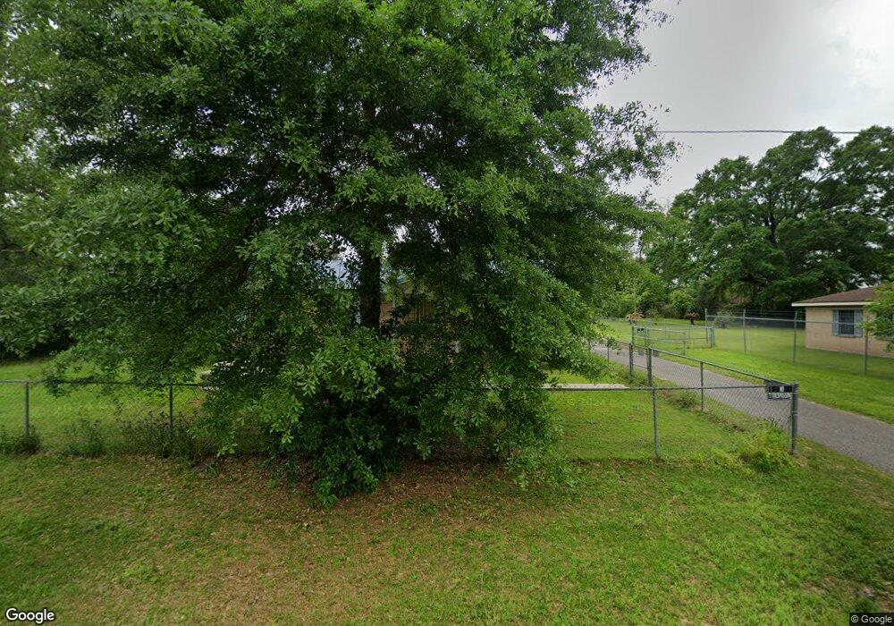 4 Stallworth St, Atmore, AL 36502 - photo 1