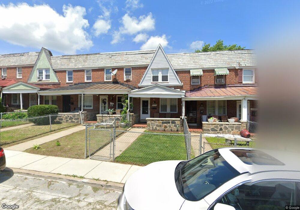 3918 Woodridge Rd, Baltimore, MD 21229 - photo 1