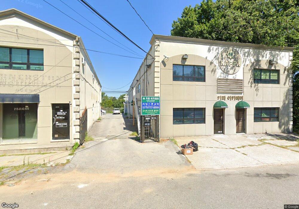 21527 42nd Ave, Flushing, NY 11361 - photo 1