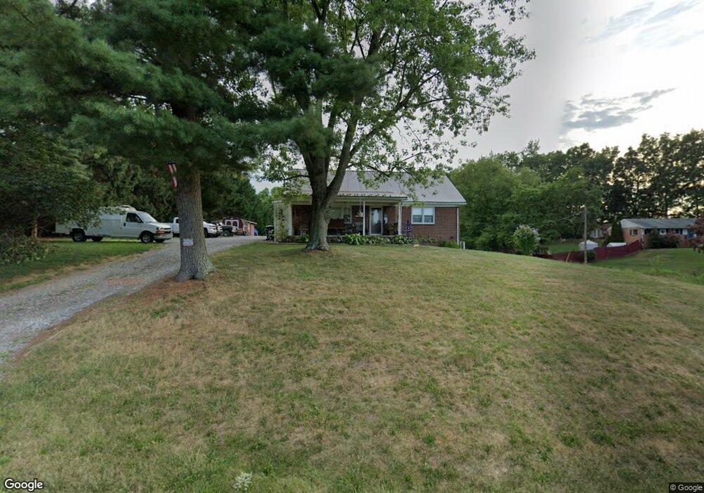 475 Hoffacker Rd, Littlestown, PA 17340 - photo 1