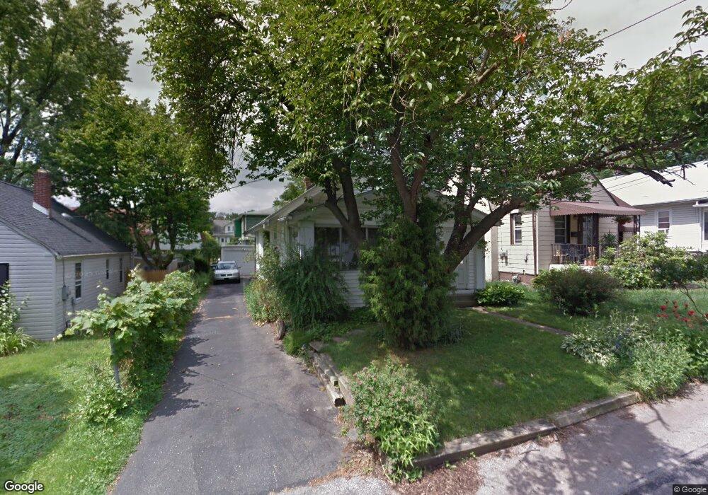 112 Maple Rd, Wallingford, PA 19086 - photo 1