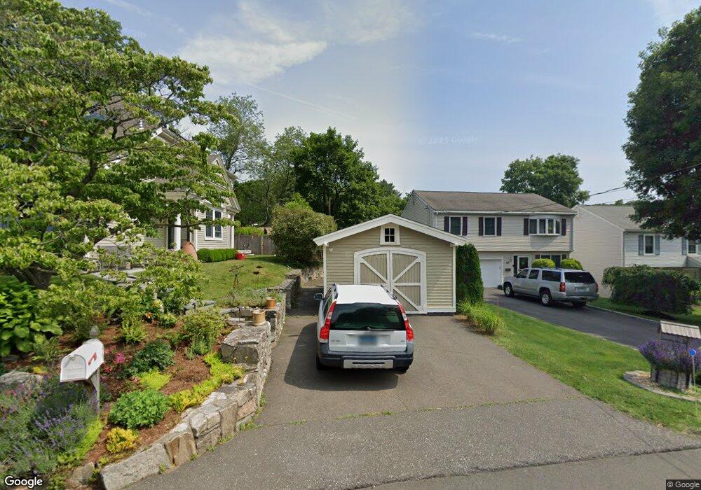 10A Clara Dr, Norwalk, CT 06851 - photo 1