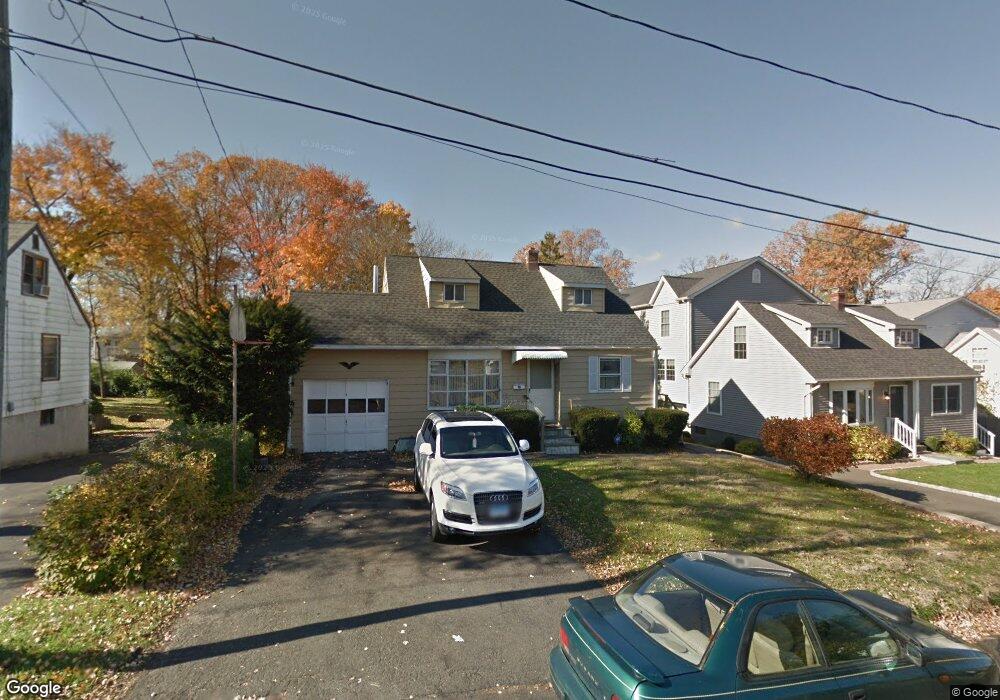 6 5th St unit 7, Danbury, CT 06810 - photo 1