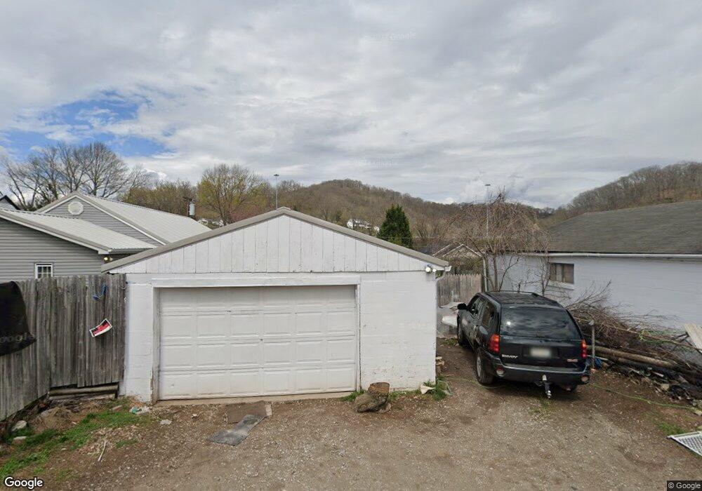 1215 Moore Ave, Dunbar, WV 25064 - photo 1