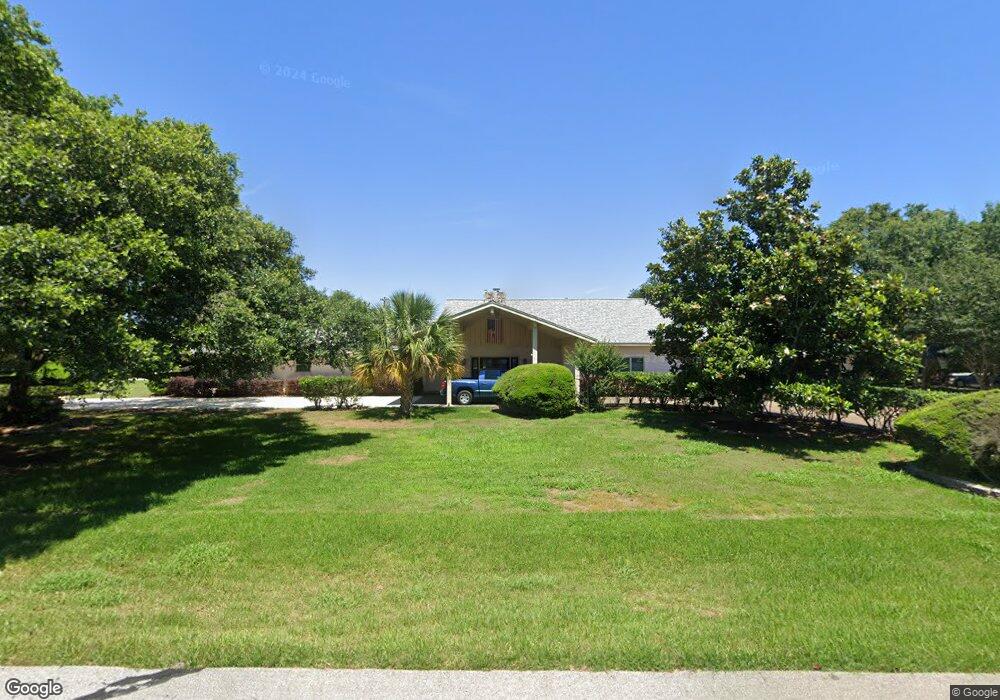 302 N Clear Creek Dr, Friendswood, TX 77546 - photo 1