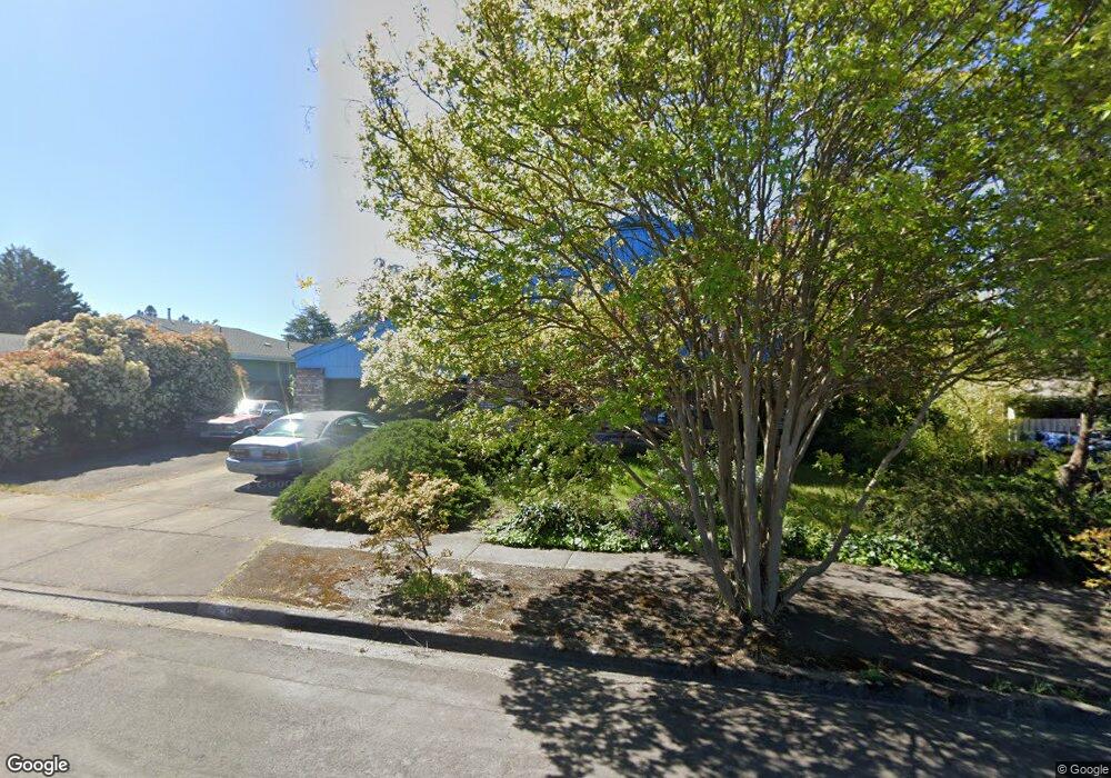 2368 Amaryllis Ave, Medford, OR 97504 - photo 1