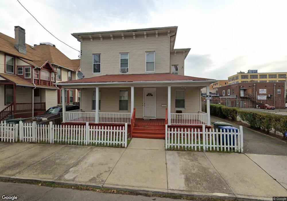 126 Beach St, Bridgeport, CT 06608 - photo 1