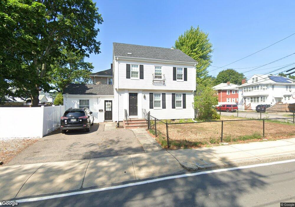 190 E Squantum St, Quincy, MA 02171 - photo 1