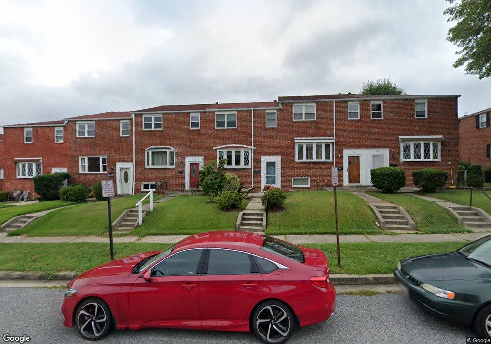 933 Regina Dr, Halethorpe, MD 21227 - photo 1