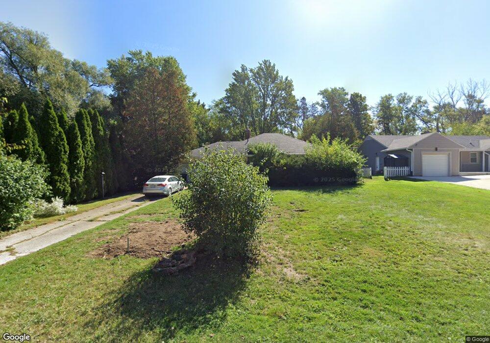 2361 Rutherford Rd, Bloomfield Hills, MI 48302 - photo 1