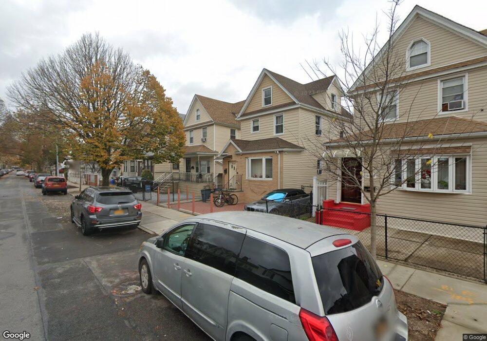 9163 110th St, Richmond Hill, NY 11418 - photo 1