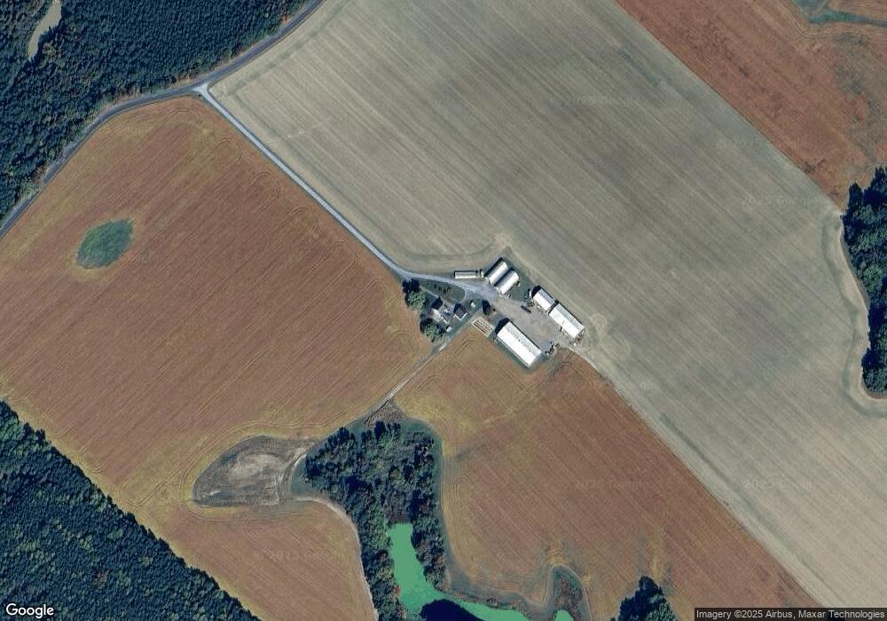 31569 Clarks Wharf Rd, Trappe, MD 21673 - photo 1