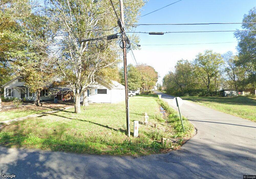 1000 N Maple St, Stuttgart, AR 72160 - photo 1