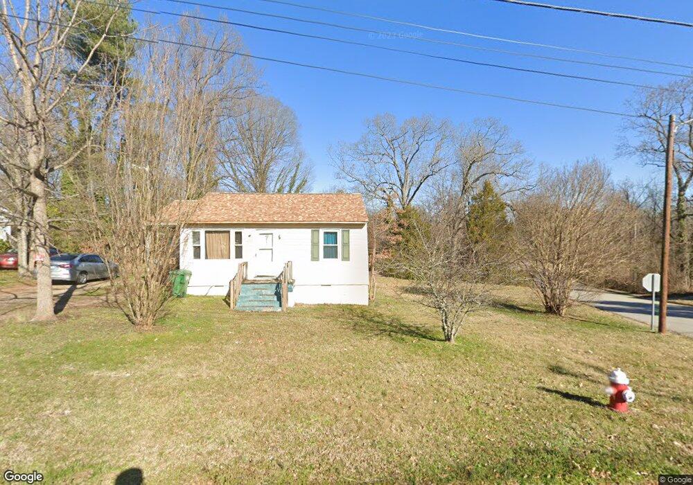 1215 Wise Ave, High Point, NC 27260 - photo 1