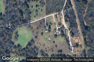 719 Twin Bridges Rd, Ardmore, OK 73401