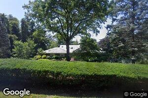 10 East Rd, Port Washington, NY 11050